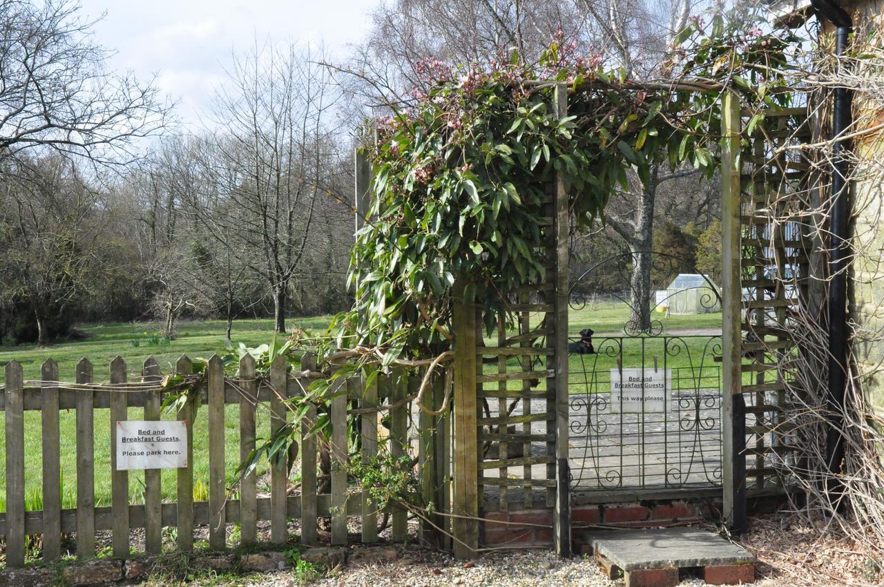 Little Tidebrook Farm Bed & Breakfast Wadhurst Dış mekan fotoğraf