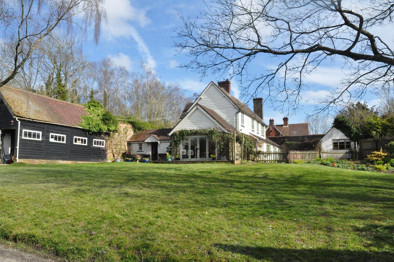 Little Tidebrook Farm Bed & Breakfast Wadhurst Dış mekan fotoğraf